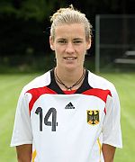 Simone Laudehr