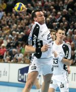 Kiel erklimmt Spitze mit Gala gegen Kolding