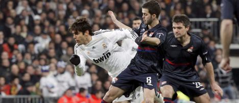 Champions League - Lyon st�rzt Real ins Tal der Tr�nen