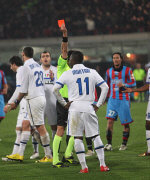 Catania besiegt Inter Mailand mit 3:1 Catania besiegt Inter Mailand mit 3:1