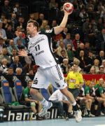 Kiel und Hamburg ziehen ins Achtelfinale ein