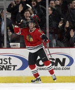 Chicago Blackhawks siegen im Spitzenspiel