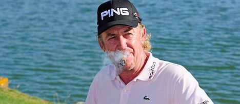 Jimenez nach Traumrunde in Führung