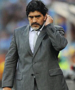 Maradona verlängert nur mit seinen Assistenten Maradona verlängert nur mit seinen Assistenten