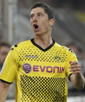 Robert Lewandowski traf dreimal Lewandowski BVB 400x480