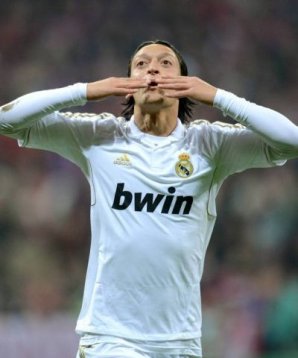Mesut Özil führt bei Real eine deutsche Tradition fort Mesut Özil, Real Madrid