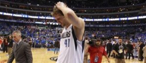 Dirk Nowitzki konnte das Playoff-Aus nicht fassen: Erstmals verlor ein Champion 0:4 in einer ersten Runde Dallas Mavericks,NBA,Playoffs,Dirk Nowitzki
