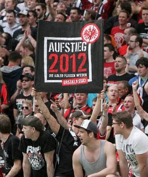 Eintracht Frankfurt, Fans, Zuschauer, Bundesliga, Aufstieg
