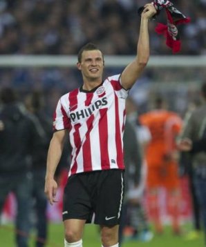 Erik Pieters fährt nicht mit zur EM Erik Pieters 400 imago