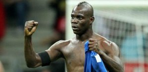Mario Balotelli soll mit dem Rauchen aufhören balotelli,italien,em 2012