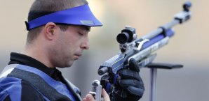 Alin George Moldoveanu konzentriert sich auf seinen Schuss