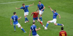 Andrés Iniesta, Spanien, Italien, Giorgio Chiellini, Cesc Fábregas