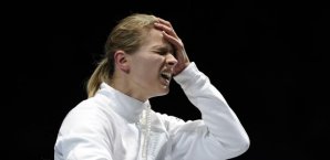 Britta Heidemann erschöpft nach ihrem Finale gegen die Ukrainerin Fechten,Olympia,Heidemann