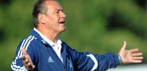 Huub Stevens hat die Qual der Wahl Fußball,Schalke,Stevens