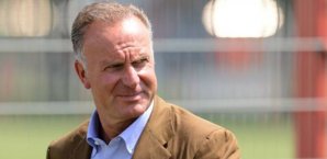 FC Bayern-Boss Karl Heinz Rummenigge warnt vor Zufriedenheit Karl Heinz Rummenigge,Bayern München,Training,Säbener Straße
