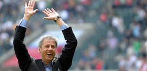 Lucien Favre,Borussia Mönchengladbach,Vertrag