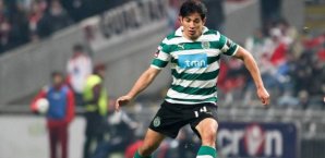 Matías Fernández im Trikot von Sporting Matías Fernández,Sporting,Ball