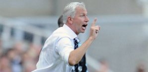 Alan Pardew bleibt laut Vertrag bis mindestens 2020 in Newcastle Alan,pardew,newcastle,united,trainer