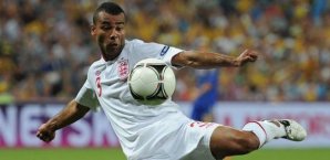 Ashley Cole fehlt England gegen die Ukraine Ashley Cole, England