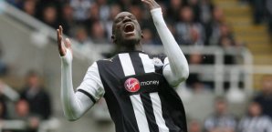 Demba Ba bejubelt seinen Doppelpack für Newcastle gegen Everton Ba,Premier League,Newcastle