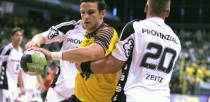 Bartlomiej Jaszka tankt sich durch Bartlomiej Jaszka,Füchse Berlin,Handball