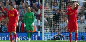 Liverpools Hintermannschaft war enttäuscht: Auch gegen Manchester United verloren Fußball,Liverpool,Reina