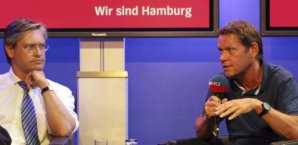 Alexander Otto (li.) stärkt Frank Arnesen den Rücken HSV,frank,arnesen,alexander,otto,radio,ndr,90,3