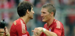Javi Martinez und Bastian Schweinsteiger verstehen sich auf dem Platz Javi Martinez, Bastian Schweinsteiger, fc bayern münchen