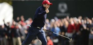 Keegan Bradley feiert das gewonnene Match Keegan,bradley,ryder,cup