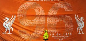 Liverpools Fans gedenken der Opfer von Hillsborough Liverpool,Fans,hillsborough,96