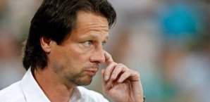 Rapid Wiens Trainer Peter Schöttel muss sich mit einem Geisterspiel abfinden. Rapid Wien,Europa League,Rosenborg Trondheim