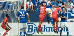 Kyriakos Papadopoulos (mi.) machte das 1:0 für die Schalker schalke,04,Kyriakos Papadopoulos,fc,augsburg,kopfball,tor