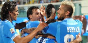 Bei Napoli herrscht eine Menge Grund zur Freude SSC,Neapel,jubel,serie,a