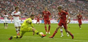 Thomas Müller trifft gegen den VfB Stuttgart Thomas Müller, Bayern München, VfB Stuttgart, Sven Ulreich