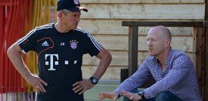 Bayern-Trainer Jupp Heynckes diskutiert mit Matthias Sammer Bayern München, Jupp Heynckes, Matthias Sammer