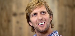 Dirk Nowitzki freut sich auf das Spiel in berlin Dirk Nowitzki, NBA, Dallas Mavericks