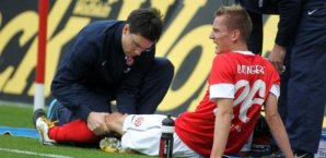 Niko Bungert wurde verletzt ausgewechselt FSV Mainz, Niko Bungert