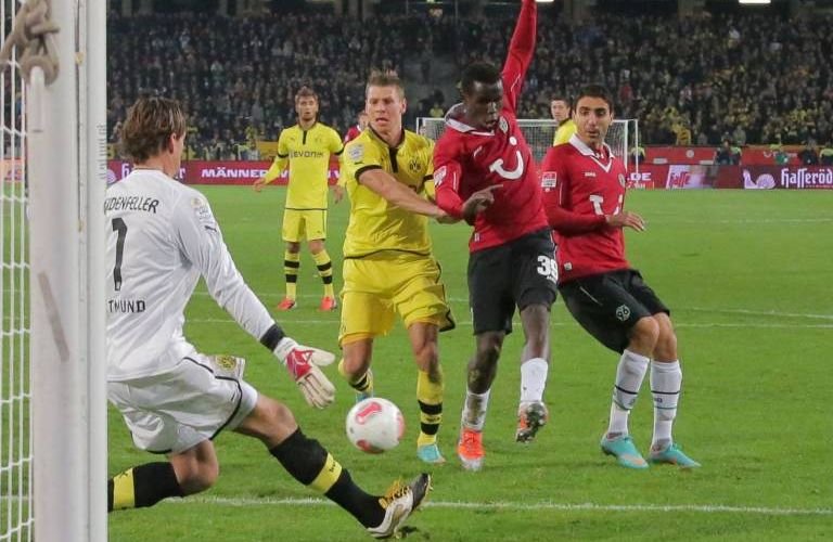 Roman Weidenfeller (Borussia Dortmund) hielt den Punkt fest