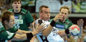 Christian Zeitz setzt sich gegen die Leipziger Deckung durch thw,kiel,christian,zeitz,leipzig