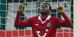 Mame Diouf, Hannover 96, Jubel, FC Augsburg