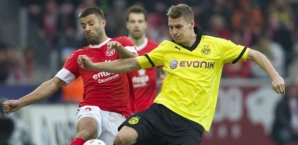 Torschütze Marco Caligiuri (li.) im Zweikampf mit Lukasz Piszczek Marco Caligiuri, Lukasz Piszczek, FSV Mainz, Borussia Dortmund