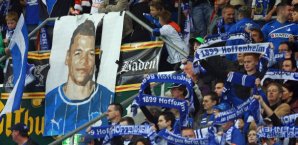 Auch von den Hoffenheimer Fans bekommt Boris Vukcevic Unterstützung Hoffenheim,Fans,Vukcevic