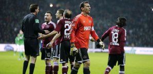Raphael Schäfer im Spiel gegen den Hamburger SV Schäfer,nürnberg