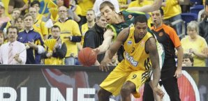 Alba Berlin verlor auch im dritten Aufeinandertreffen gegen Malaga Alba Berlin, Malaga, Euroleague
