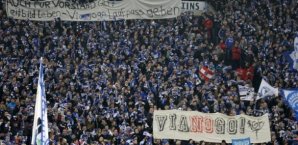 Schalke-Fans protestieren gegen Viagogo FC Schalke 04,Viagogo