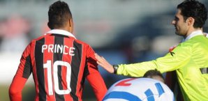 Boateng verließ den Platz als erster, seine Mitspieler folgten Kevin-Prince Boateng, AC Mailand