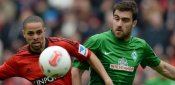 Sokratis im Spiel gegen Leverkusens Sam sokratis,werder,bremen,sidney,sam,bayer,leverkusen