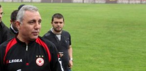 Hristo Stoichkov hat die Brocken bei ZSKA Sofia hingeschmissen Hristo Stoichkov, ZSKA Sofia