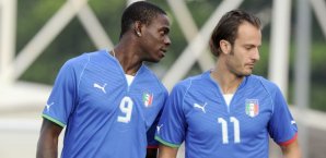 Mario Balotelli mit Kollege und Vertreter Gilardino Mario Balotelli,Confed Cup,Italien