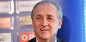 Austria Wiens Sportdirektor Thomas Parits bezeichnet das Hin und Her in der Causa Stöger als ''Tischtennis-Spiel'' Thomas Parits, Austria Wien